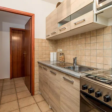 Awesome In With Kitchen * Stari Laz
