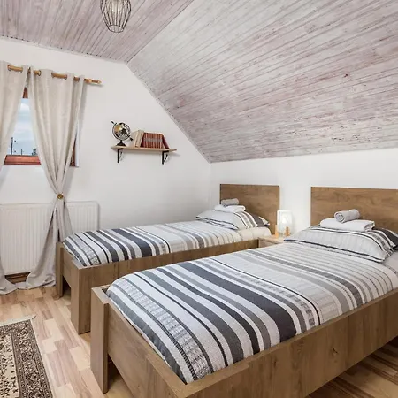 Lovely In With Wifi Сasa de vacaciones Stari Laz