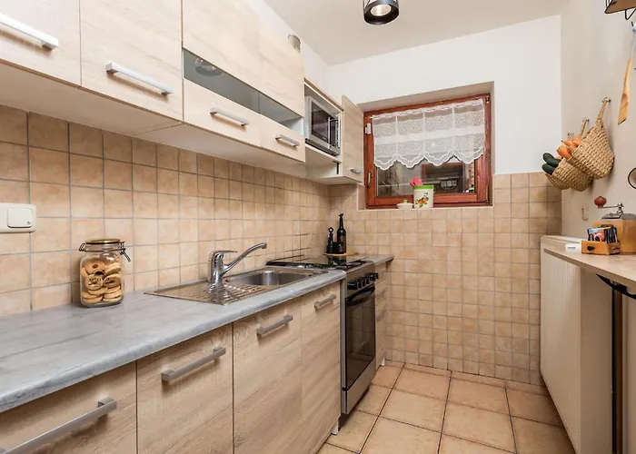 Awesome In With Kitchen Stari Laz