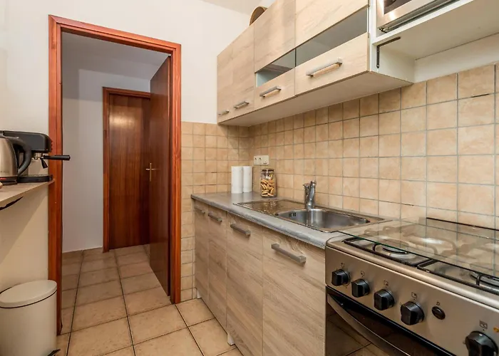 Awesome In With Kitchen * Stari Laz