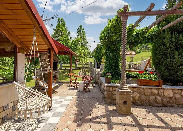 Case de vacanță Awesome In With Kitchen